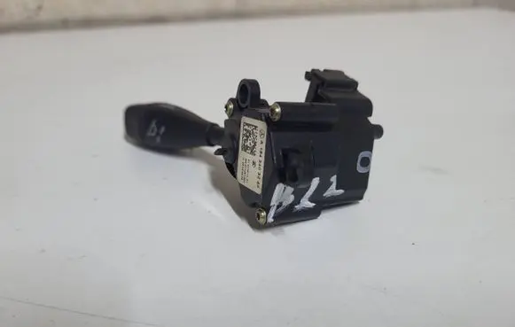 Mercedes-Benz GL X164 Steering wheel adjustment handle/lever A1645403245 0141181101