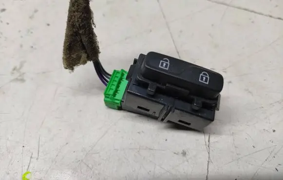 Volvo XC60 Central locking switch button 31318987