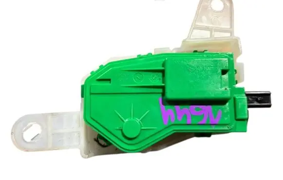 KIA Pro Cee'd III Fuel tank cap lock motor