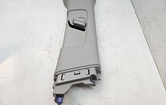 Opel Zafira C (B) pillar trim (top) 13289751