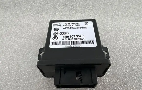 Volkswagen PASSAT B7 Light module LCM 5M0907357F 5WK50466 1101201300070604