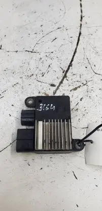 Toyota Yaris Fan control module 8925712020 4993003351