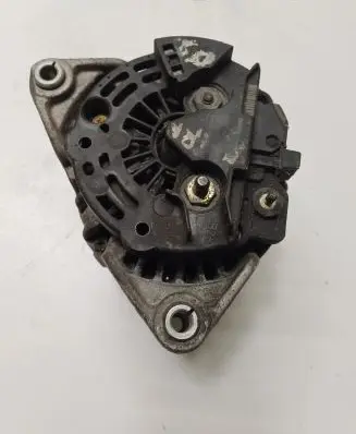 Opel Zafira A Generator/alternator 90561168