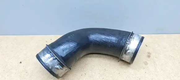 Mercedes-Benz E W211 Intercooler hose/pipe A2115282582