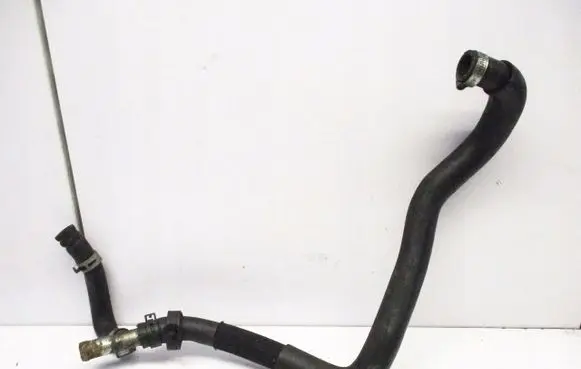 Nissan Qashqai Engine coolant pipe/hose