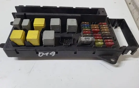 Mercedes-Benz Sprinter W906 Fuse module A9065450401