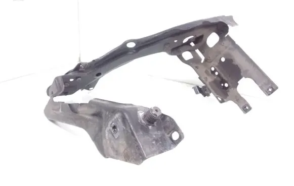 Mercedes-Benz E W211 Headlight/headlamp mounting bracket A0005848521