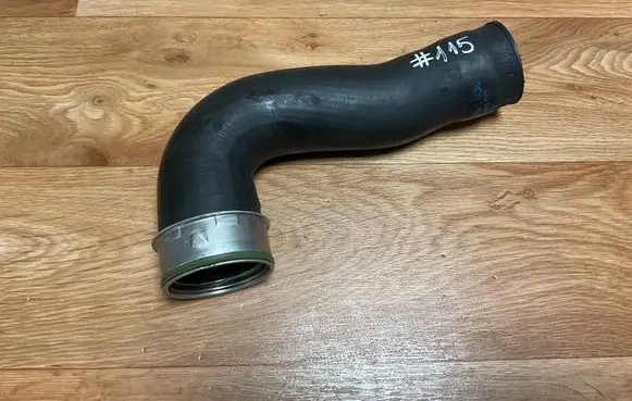 Volkswagen PASSAT B6 Intercooler hose/pipe 3C0145762AJ
