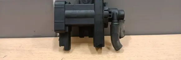 Citroen C4 Grand Picasso Turbo solenoid valve 9660693180