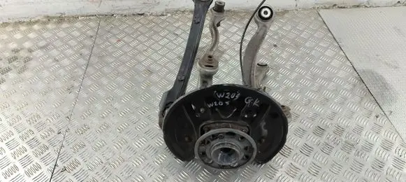 Mercedes-Benz C W205 Rear wheel hub A2053570106