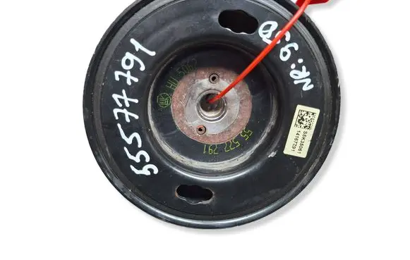 Opel Corsa E Crankshaft pulley S27635950 55577791