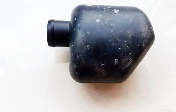 Mitsubishi Outlander Vacuum air tank MN135271
