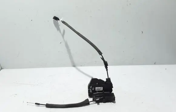 Renault Espace V (RFC) Rear door lock 825028320R
