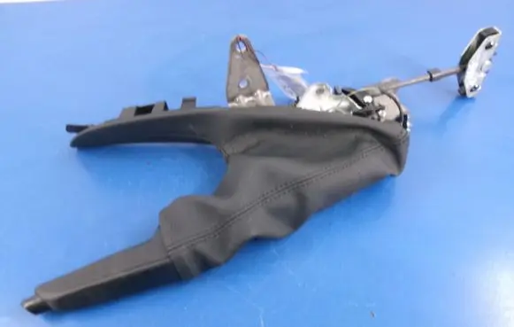 BMW 1 E82 E88 Handbrake/parking brake lever assembly
