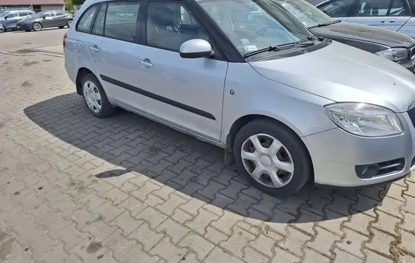 Skoda Fabia Mk2 (5J) Front door FABIA2DRZWI5JLP