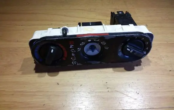 Ford Mondeo MK II Climate control unit 97BW18D451A