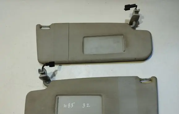 Volkswagen PASSAT B5 Sun visor 3B0857551Q