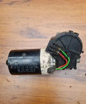 Audi A3 S3 8L Wiper motor 0390241138 058971219 1J2955113A