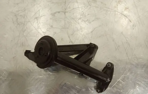 Ford Focus Oil sump strainer pipe 9643755580 50378