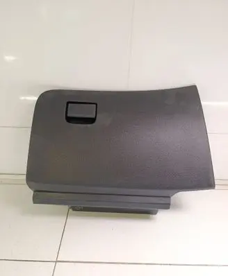 Nissan Qashqai Glove box 685104EH0A 685P34EH0A
