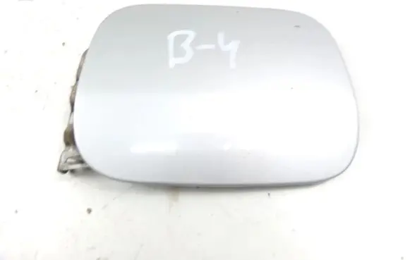 Audi 80 90 S2 B4 Fuel tank cap trim 