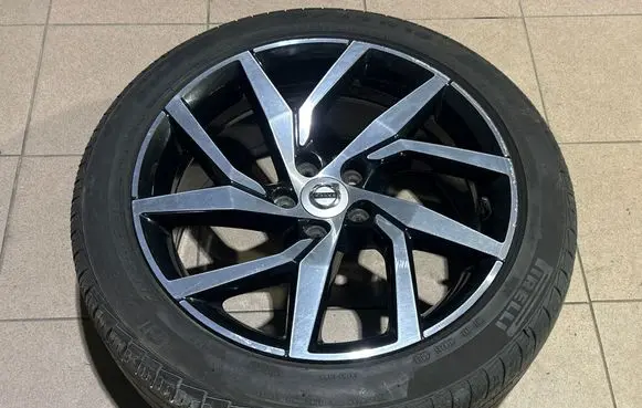Volvo S60 R18 alloy rim 31471311