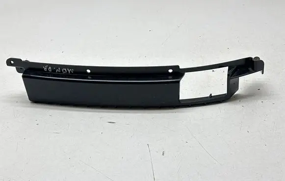 Headlight/headlamp mounting bracket