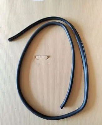 Subaru Forester SK Front door rubber seal 63571SJ000