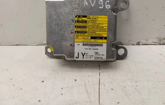 Toyota Avensis T270 Airbag control unit/module 8917005230 219122101