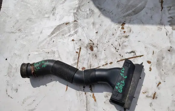 Volkswagen Golf VI Air intake duct part 1K0805971
