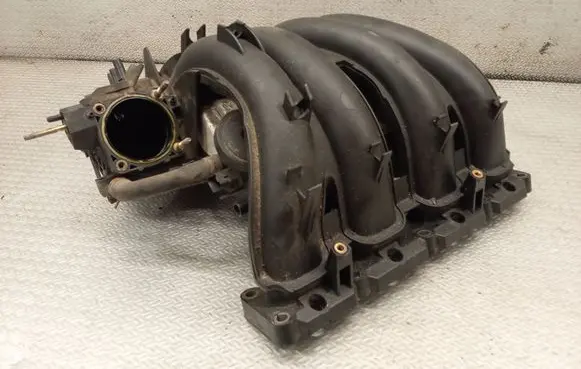 Peugeot 407 Intake manifold 9656295880