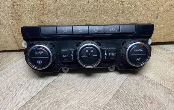 Volkswagen PASSAT B7 Climate control unit 3AA907044BA 5HB011257 5HB01125790