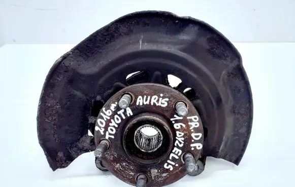 Toyota Auris E180 Front wheel hub F05R5