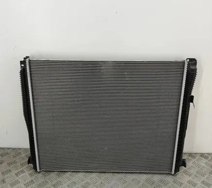 BMW iX Coolant radiator 9452580