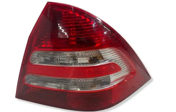 Mercedes-Benz C W203 Rear/tail lights 2038202064
