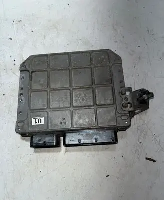 Toyota Prius (XW30) Engine control unit/module 8966147262 2754002450