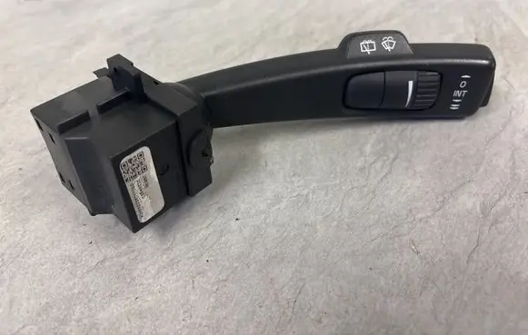 Volvo V70 Wiper control stalk J6R3A 31264353