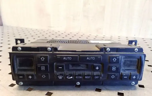 Audi A8 S8 D2 4D Climate control unit 4D0820043 5HB00715500