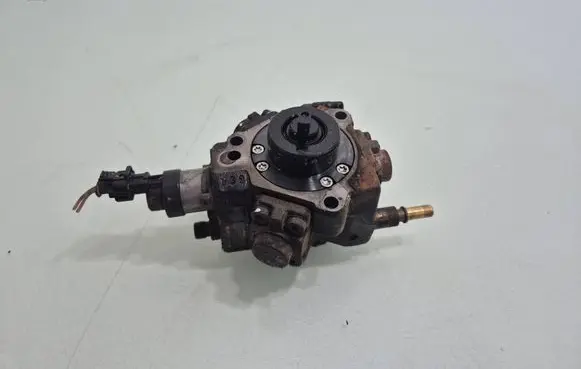 Citroen C-Crosser Fuel injection high pressure pump 9660352980