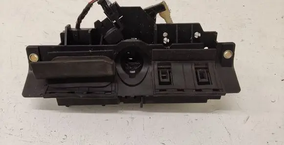 Audi A3 S3 8L Loading door exterior handle 8D9827565H