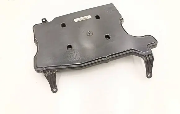 BMW 2 F46 Intake resonator 8570016