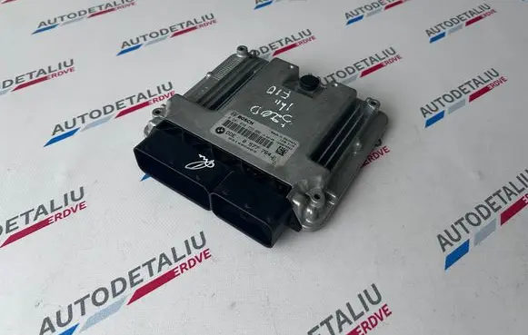 BMW 5 F10 F11 Engine control unit/module 8577764 13618577764 0281030759