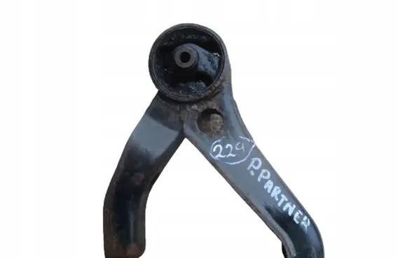 Citroen C-Crosser Engine mounting bracket