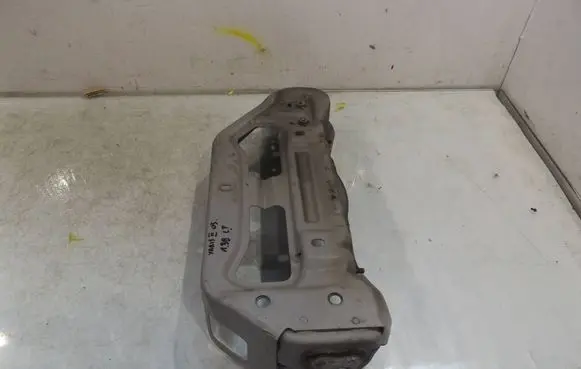 Toyota Yaris Holder (bracket) 