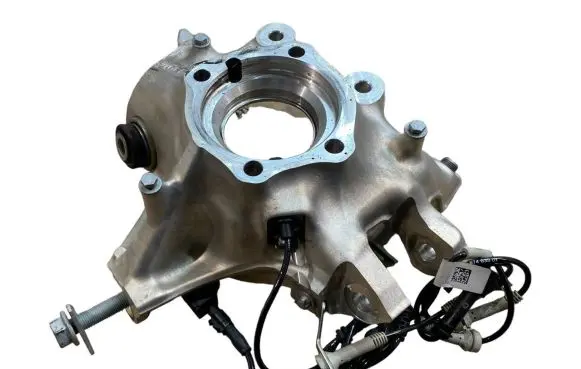 BMW M8 F91 F92 G14 G15 Rear wheel hub spindle/knuckle 8073923 33308073923