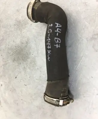 Audi A4 S4 B7 8E 8H Intercooler hose/pipe 8E0145708K