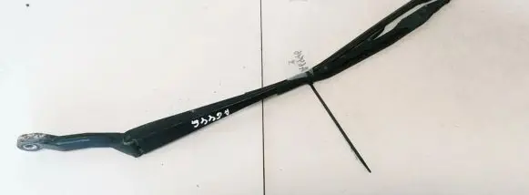 Peugeot 206 Front wiper blade arm