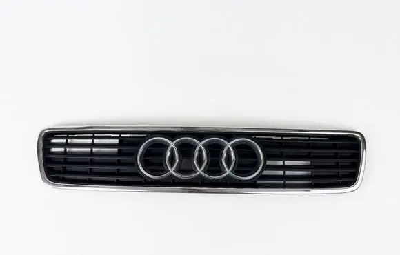 Audi A4 S4 B5 8D Front grill 8d0853651k