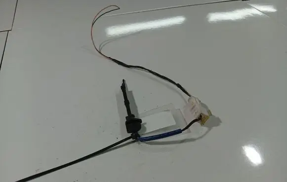 Hyundai i30 Outside/exterior temperature sensor