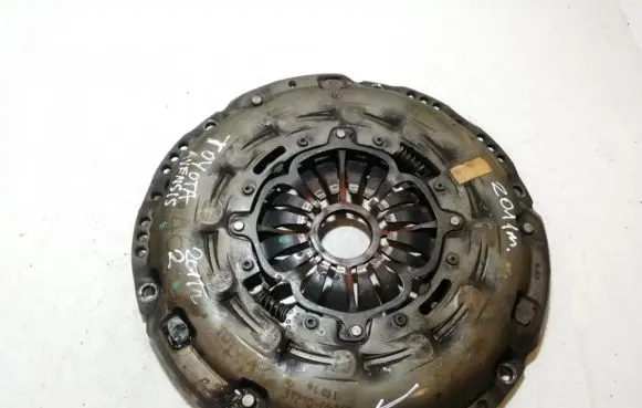 Toyota Avensis T270 Pressure plate 3121005160
